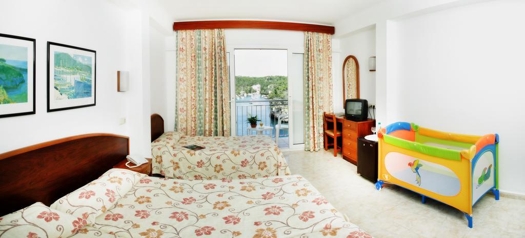 Hotel Villa Sirena Cala Figuera  Exterior photo